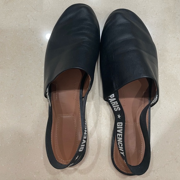 Givenchy flats - Picture 2 of 3